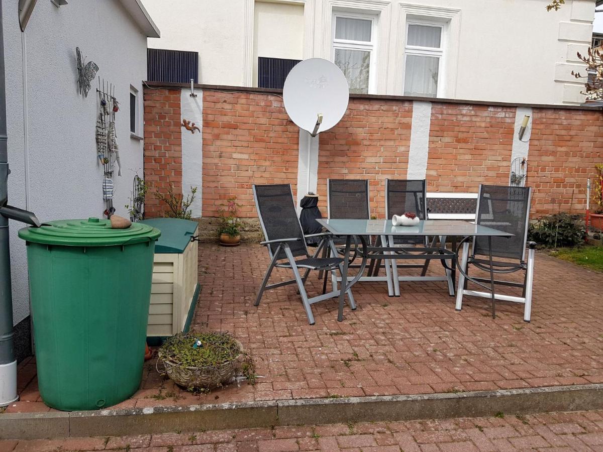 Ferienwohnung Montag - in der Altstadt von Sassnitz Exterior foto