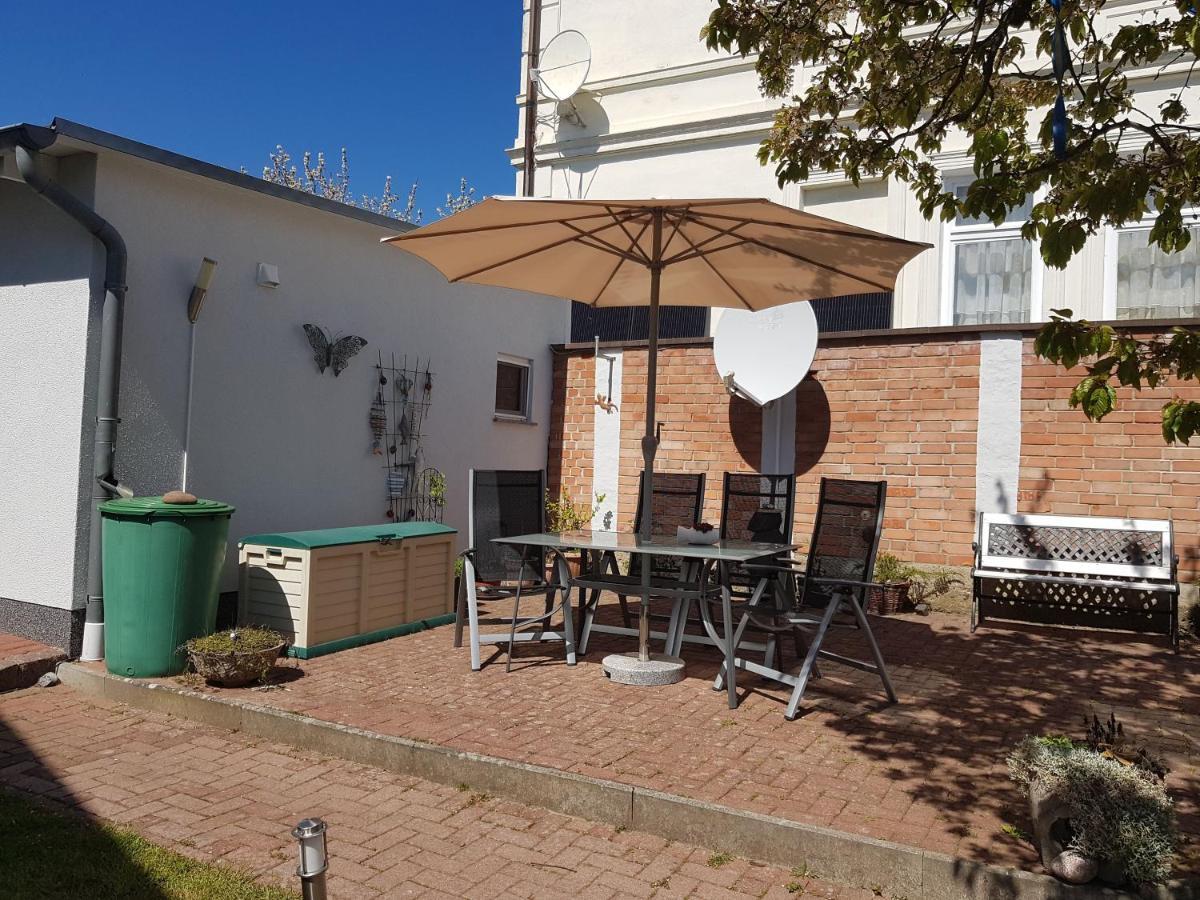 Ferienwohnung Montag - in der Altstadt von Sassnitz Exterior foto