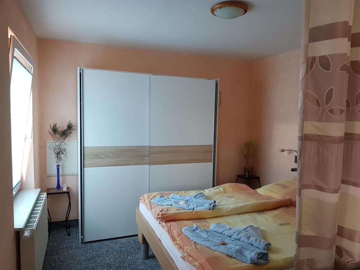 Ferienwohnung Montag - in der Altstadt von Sassnitz Exterior foto